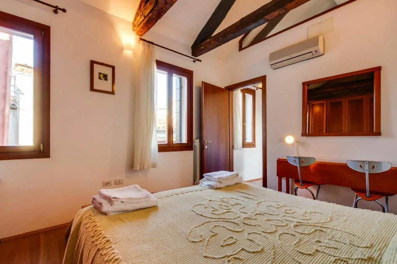 Ramo Venier By Halldis Venice Apartment