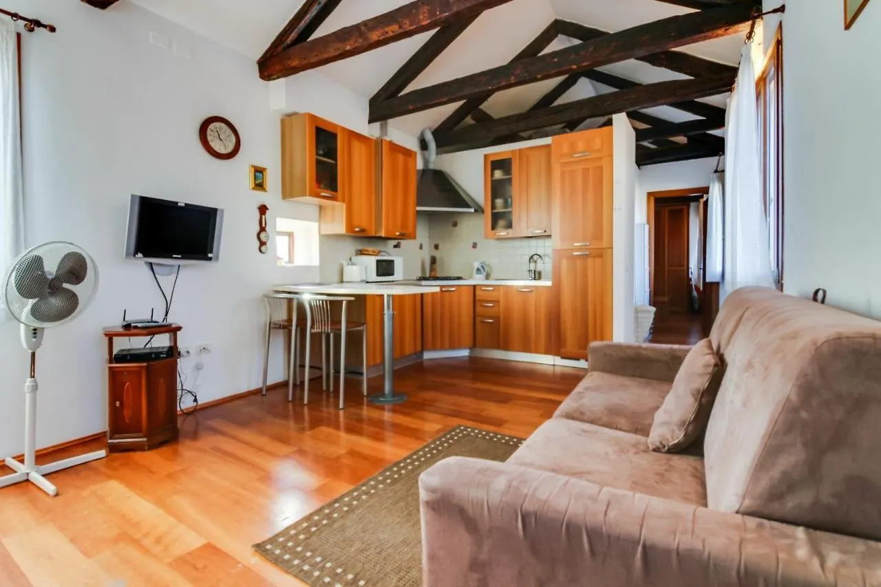 Apartment Ramo Venier By Halldis Venice