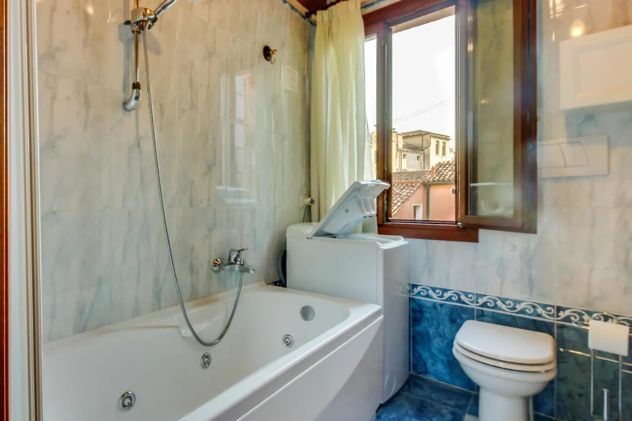 Ramo Venier By Halldis Venice Apartment