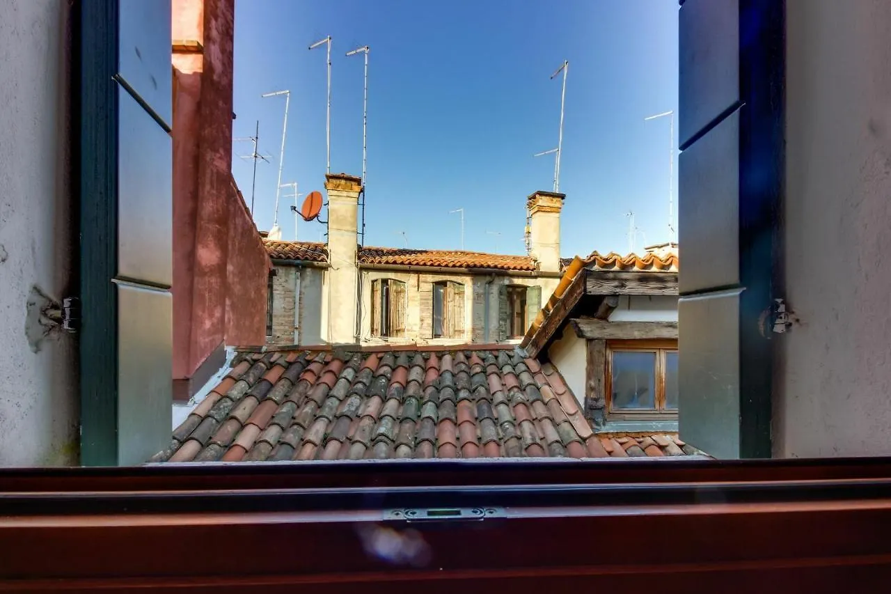 Apartment Ramo Venier By Halldis Venice